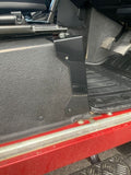 Gloss Black Metal Seat Box Corner Mat Protectors Fit Land Rover DEFENDER 90 110