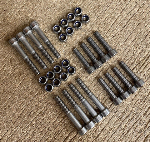 Rear Door Hinge Set With Stainless Steel Bolts – Fits Land Rover Defender 90/110 – LUCARI LRI37102