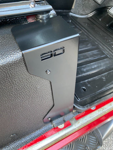 Pair of Black Seat Box Corner Carpet Mat Protectors For Land Rover Defender 90